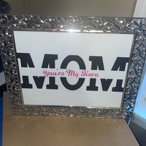 A mom image and pic!! “Mom your my hero”